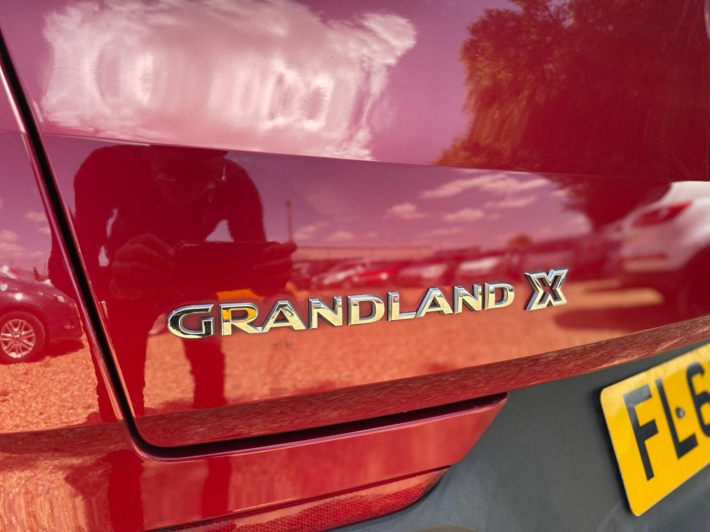 VAUXHALL GRANDLAND X