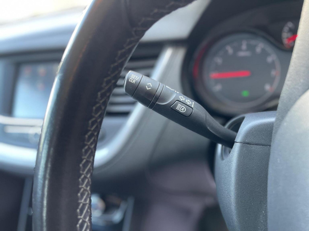 VAUXHALL GRANDLAND X