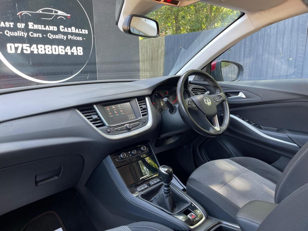 VAUXHALL GRANDLAND X