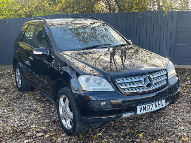 MERCEDES-BENZ M CLASS