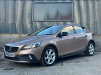 VOLVO V40 CROSS COUNTRY