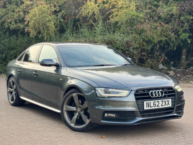 AUDI A4 2.0 TDI Black Edition Euro 5 (s/s) 4dr