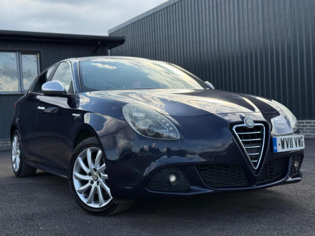 ALFA ROMEO GIULIETTA 2.0 JTDM-2 Veloce Euro 5 (s/s) 5dr