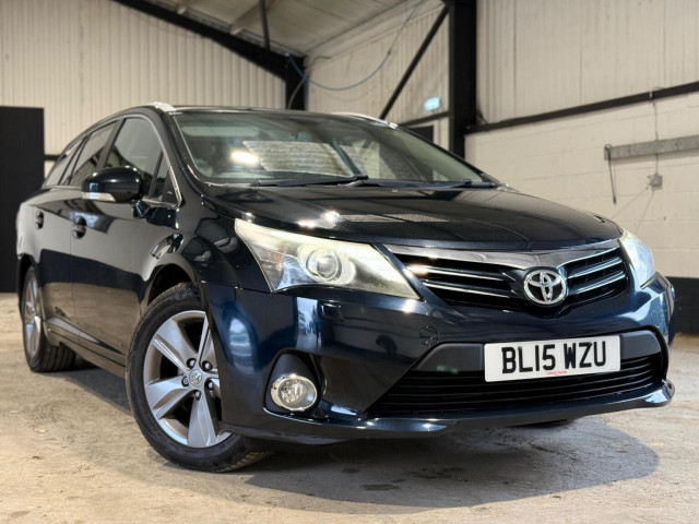 TOYOTA AVENSIS 2.0 D-4D Excel Tourer Euro 5 5dr