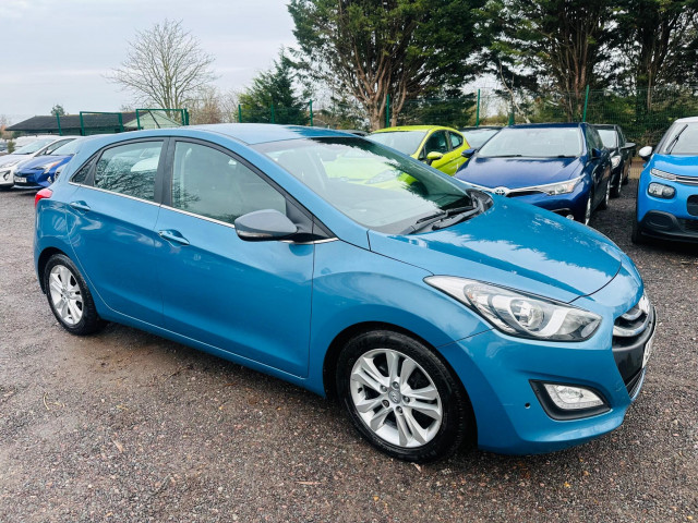 HYUNDAI I30