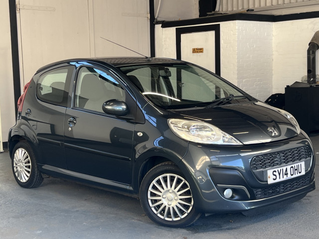 PEUGEOT 107 1.0 Petrol Manual