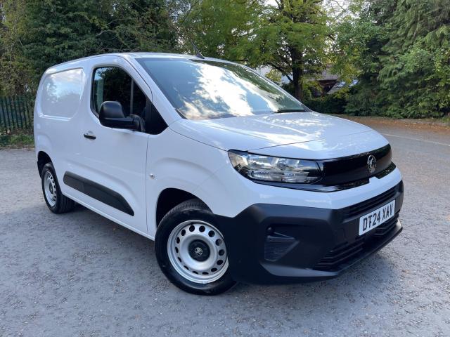 VAUXHALL COMBO 1.5 Turbo D 2300 Prime Panel Van SWB Euro 6 (s/s) 5dr