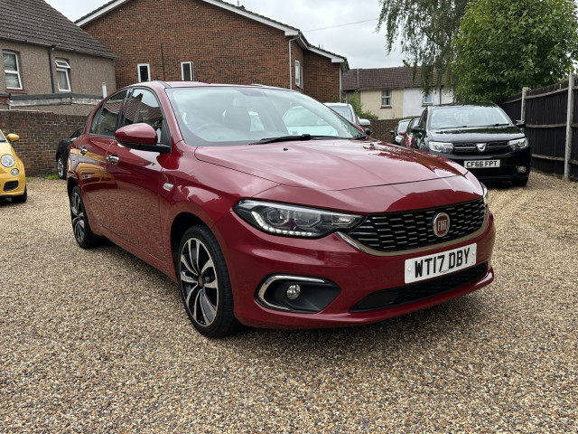 FIAT TIPO 1.4 Tipo Hatchback 1.4 95hp Lounge
