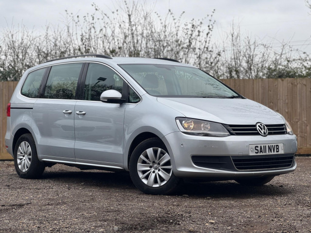 VOLKSWAGEN SHARAN